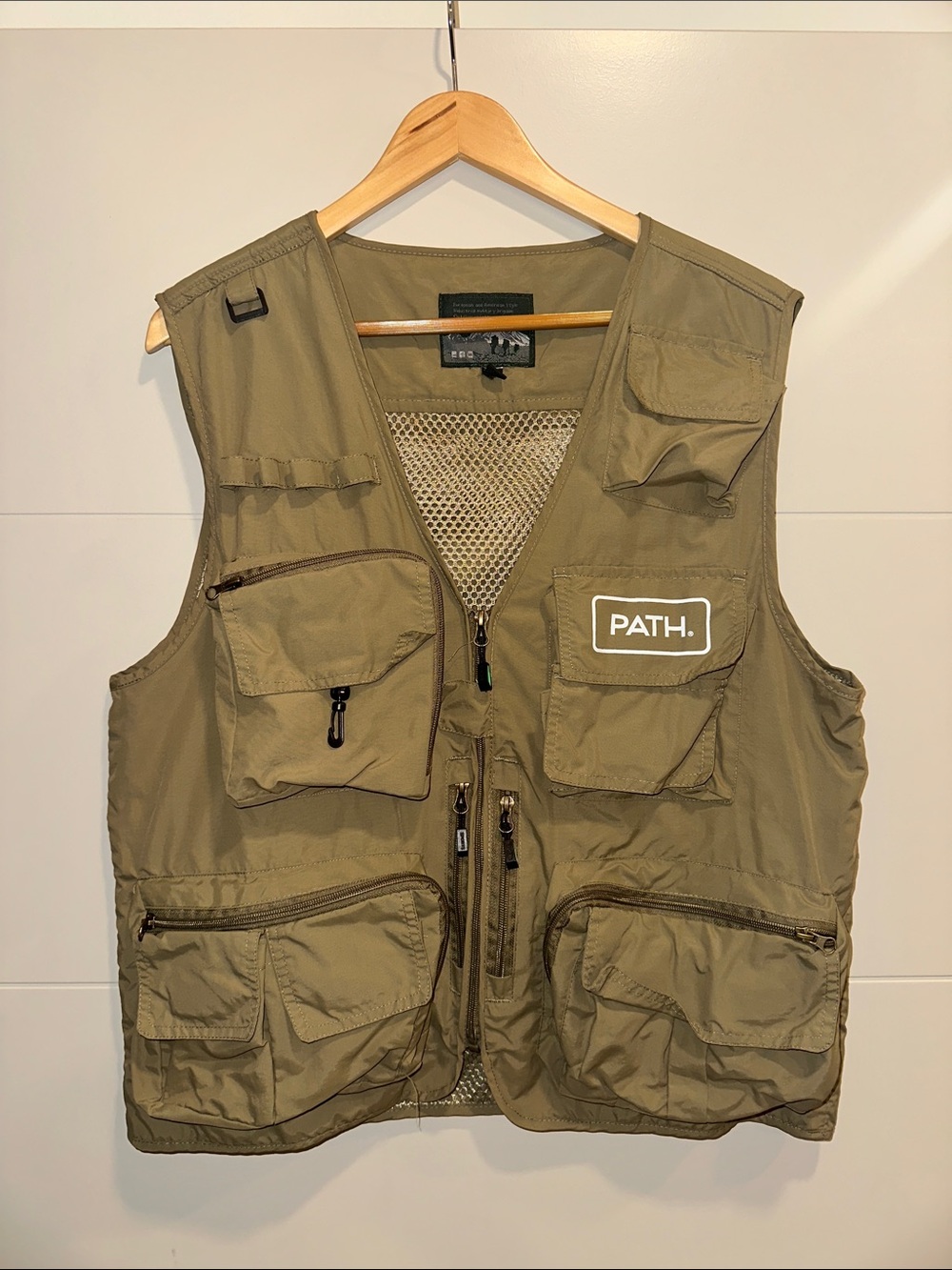 Olive Multi-Pocket Organizer Vest for Home Storage